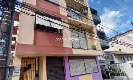 Apartamento Amplo No Centro De 4 Dormitórios, Sala De Estar, 2 Banheiros, Cozinh