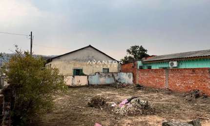 Terreno à venda na Rua Pedro Álvares Cabral, 175, Carolina, Santa Maria