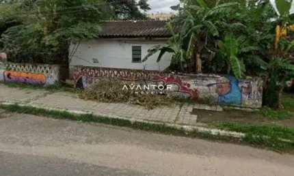 Terreno à venda na Rua Major Duarte, 398, Menino Jesus, Santa Maria