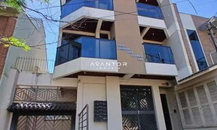 Apartamento De 1 Dormitório, Sala De Estar, Banheiro Social, Cozinha e Churrasqu