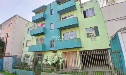 Apartamento Central De 1 Dormitório, Sala De Estar, Banheiro Social, Cozinha, Sa