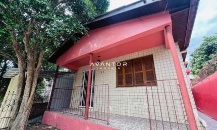 Casa, 3 Dormitórios, 2 Banheiros, 3 Vagas, Medianeira