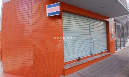 Loja Comercial DE 70 m² No Centro De Santa Maria Para Locação.