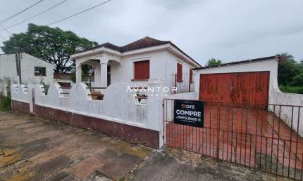 Casa com 2 quartos à venda na Rua Agne, 413, Itararé, Santa Maria