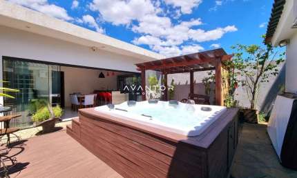 Casa, 3 Dormitórios, 1 Suíte, 3 Banheiros, 3 Vagas, Camobi