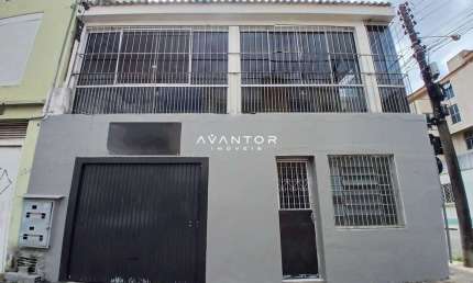 Apartamento Semi Mobiliado De 2 Dormitórios, Suíte, Sala De Estar, Banheiro Soci