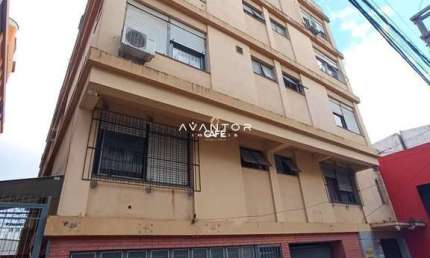 Apartamento Central De 1 Dormitório, Sala de Estar, Banheiro Social, Cozinha e Á