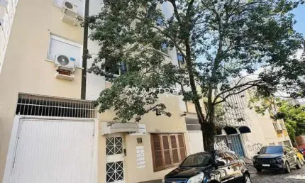 Apartamento 2 dormitórios sacada, churrasqueira e box garagem