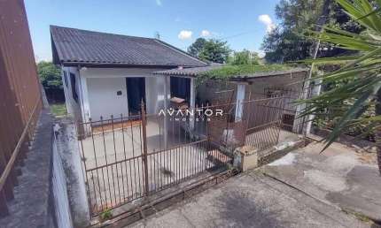 Casa com 2 quartos à venda na Rua Noel Rosa, 102, Itararé, Santa Maria