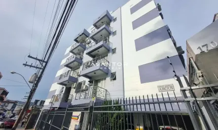 Apartamento na Visconde de Pelotas, 2 dormitórios , sacada e vaga de garagem