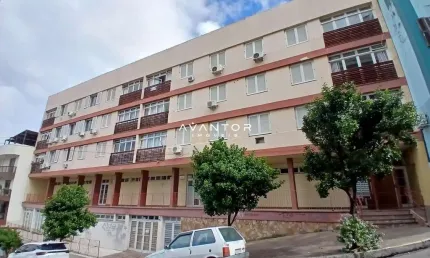 Apartamento No Centro Mobiliado De 2 Dormitórios, Sala De Estar, Sala De Jantar,