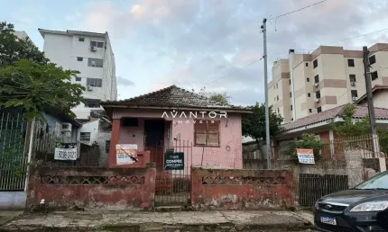 Terreno no centro de Santa Maria, no bairro Nossa Senhora de Lourdes.