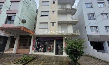Apartamento Mobiliado, 2 Dormitórios, Banheiro Social, Sala de Estar, Cozinha, Á