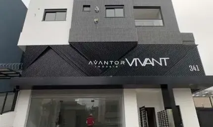 Apartamento com 2 dormitórios e box  garagem no centro de Santa Maria-RS