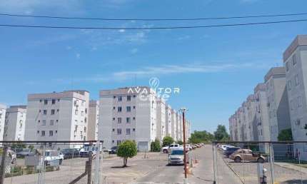 Apartamento De 2 Dormitórios, Sala De Estar, Banheiro Social, Cozinha, Área De S