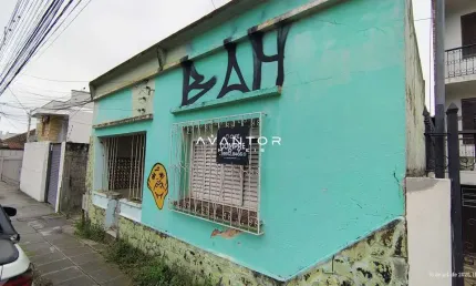 Terreno à venda na Rua Farrapos, 132, Nossa Senhora Medianeira, Santa Maria