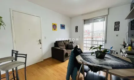 Apartamento, 2 Dormitórios, 1 Banheiro, 1 Vaga, Sacada, Churrasqueira, Menino Je