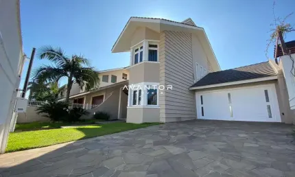 Casa, 4 Dormitórios, 1 Suíte, 3 Banheiros, 2 Vagas, Camobi