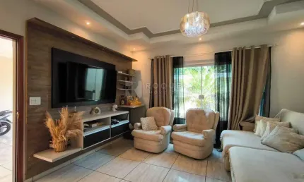 Casa à Venda – 3 Dormitórios | 1 Suíte | Espaço Gourmet com Churrasqueira | Aceita Financiamento