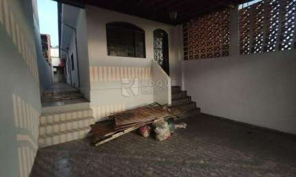 Casa Residencial à venda no bairro Jardim Nova Suíça