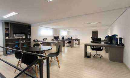 Prédio Comercial à Venda – Estrutura Completa para Empresas!