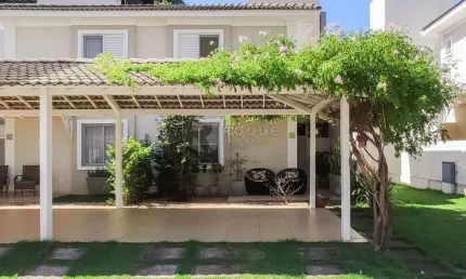 Casa em condomínio para aluguel no bairro Jardim Aquárius