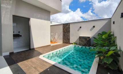Casa em condomínio a venda, com 03 suítes. Fazenda Itapema, Limeira.