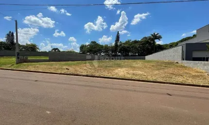 Terreno em condomínio à venda no bairro residencial florisa