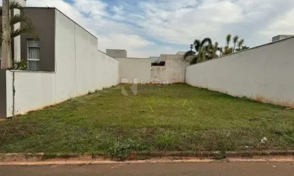 Terreno em condomínio à venda no bairro Parque Residencial Roland III