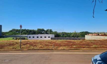 Terreno Comercial à venda no bairro Terras de São Bento II