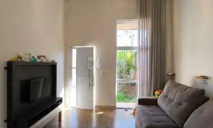 Casa Residencial à Venda – 4 Dormitórios | 3 Vagas | Quintal Amplo