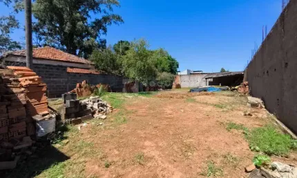 Terreno à venda no bairro Residencial Chácara São José