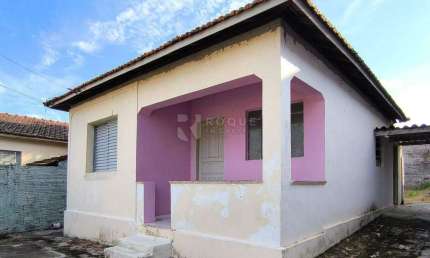 Casa antiga à venda - terreno no Jardim Nereide em Limeira/SP.