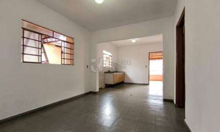 Casa com 4 quartos à venda na Vila Queiroz, Limeira 
