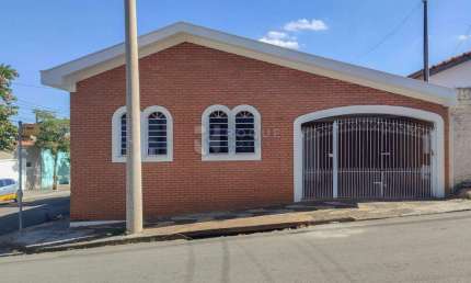 Casa com 4 quartos para alugar na Vila Gioto, Limeira 