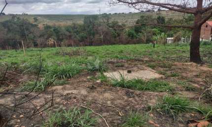 Chácara à venda no bairro Bairro dos Pires de Baixo