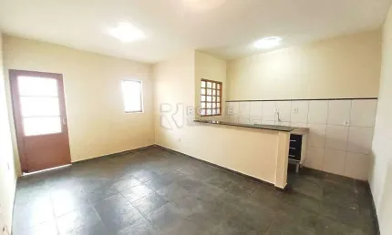 Casa Residencial à venda no bairro Parque Residencial Aeroporto