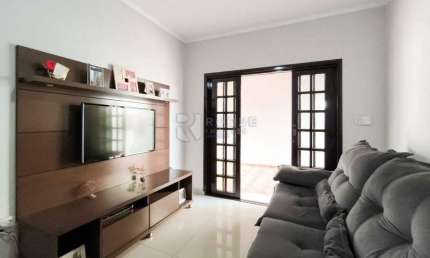 Casa Residencial à venda no bairro Jardim Residencial Dona Santina Paroli Peccinini