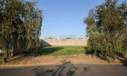 Terreno à venda no Vale das Oliveiras, Limeira 