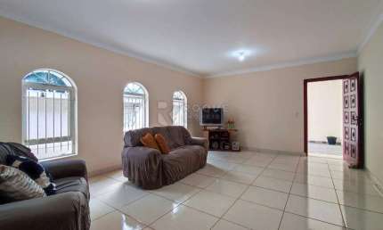 Casa Residencial à venda no bairro Parque Residencial Anavec