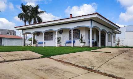 Casa Residencial à venda, 4 quartos, Jardim Residencial Luiz Regitano - Limeira-SP