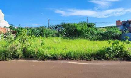 Terreno à venda no bairro Residencial Colinas do Engenho I