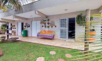 Chácara em condomínio com 02 casas a venda, no Jardim do Lago, em Limeira