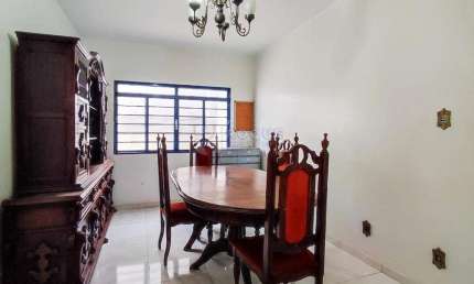 Casa Residencial/Comercial localizada na Vila São Cristóvam