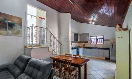 Casa na Vila Queiroz com 177 m² de área construída em seu terreno de 250 m²