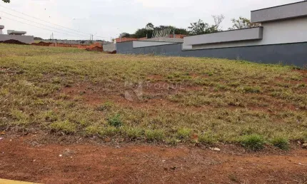 Terreno em condomínio à venda no bairro Residencial Florisa