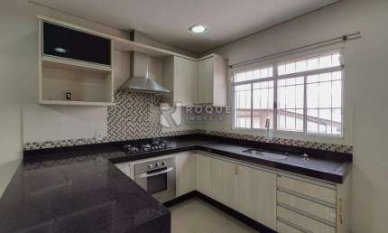 Casa à Venda – Conforto e Espaço para Toda a Família!