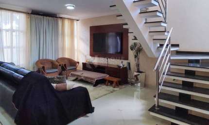 Casa em condomínio à venda no bairro Residencial Jardim dos Ipês II