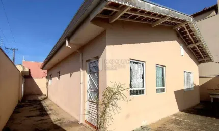 Casa Residencial à venda no bairro Jardim Lago Azul