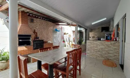 Casa Residencial à venda no bairro Jardim Aguas da Serra